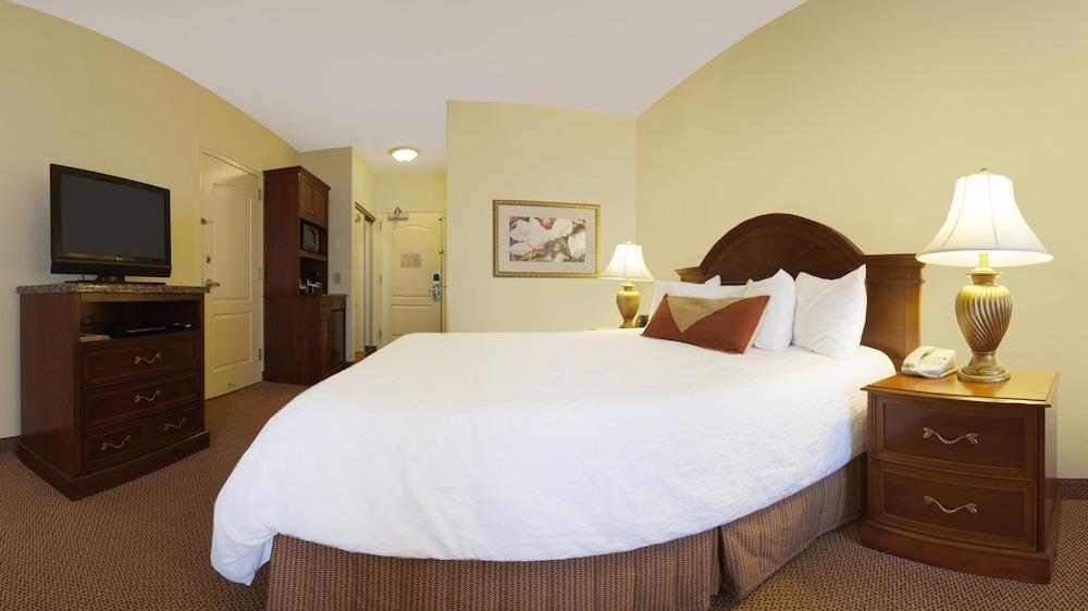 Hilton Garden West/cedar Bluff Hotel