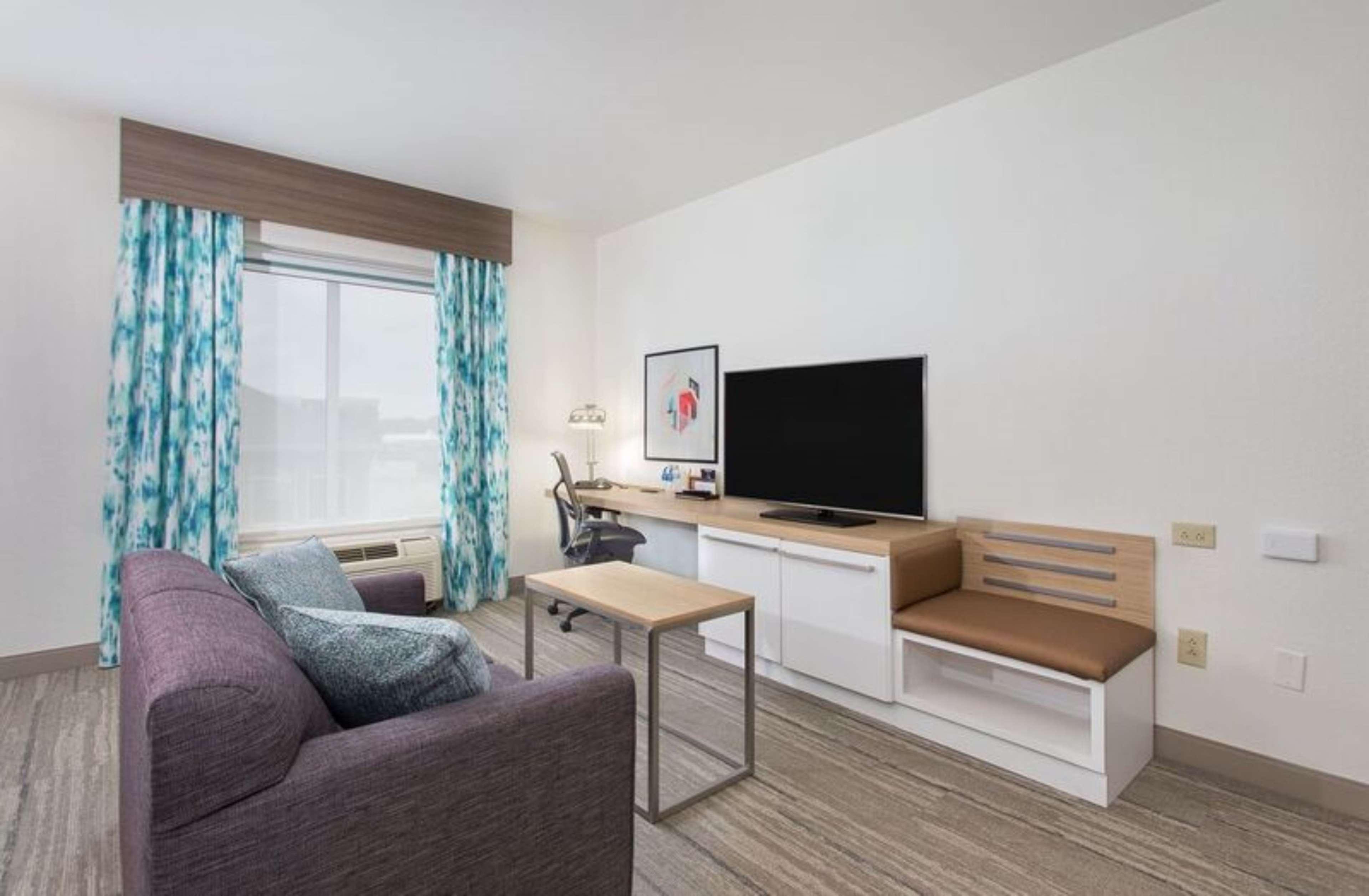 Hilton Garden West/cedar Bluff Hotel 3*