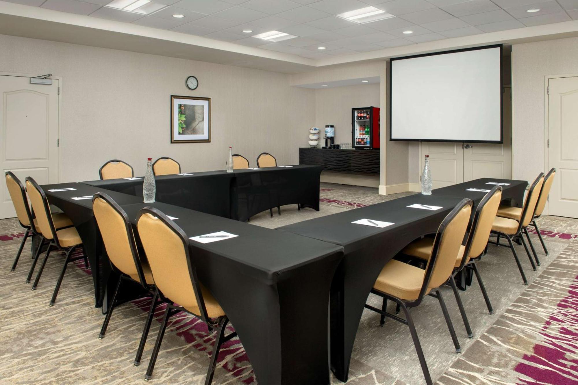 Hilton Garden West/cedar Bluff Knoxville